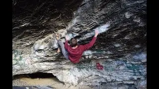 Cave Traverse Extension, fb 8A+ by Arpad Zsigmond 