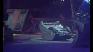 Chaos 2 vs SMIDSY (Robot Wars Battle)