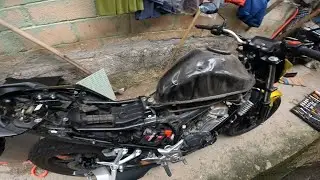 cb 300f twister 2023| aprenda como tirar toda a lateral e a folga no painel..simples!