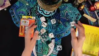 USING RORY'S STORY CUBES AS A DIVINATION TOOL - WITH 54 IMAGES AND OVER 10,000,000 COMBOS! - PART 1
