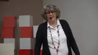 La bellezza delle donne forti | Paola Brovelli | TEDxNovaraWomen