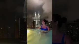 Best hotel in Malaysia with view of Petrona twin towers and Minara! Deface Platinum 2 Suites