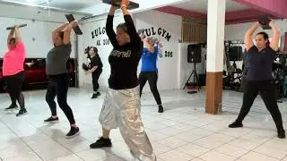 💃🏻ZULGYM💃🏻”CARDIO HI-LOW AERÓBICO CON TOALLA Y PESA” trabajo de brazos. Coach: Zulma Guevara 