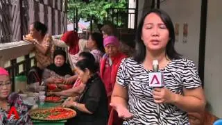 JAKARTA: Flood victims desperate for clean food and water