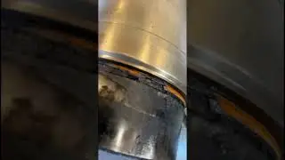 🔍 DD15 Close-Up! Failed Liner Seal EXPOSED 💧⚠️ Coolant in the Oil = Big Trouble