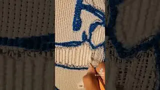 shiny Charizard fail vid 😆#tufting #rugtufting #viral #tuftingrugs #charizard