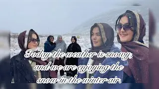 Today the weather is snowy, and we are enjoying the snow in the winter air.❄️❄️❄️❄️