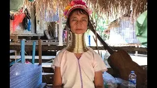 Kayan Lahwi women watching TV