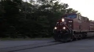 CP 8609 at Lake Joseph (03SEP2015)