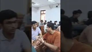 SRCC classroom view l Shri Ram College of Commerce l Economics #srcc #shorts Piyush Gaur #viral