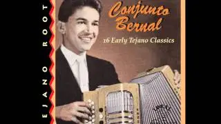 El Conjunto Bernal:  1. Te Hice Quererme  2. Con Nada Me Pagas .wmv