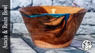 Woodturning: Acacia  & Resin Bowl