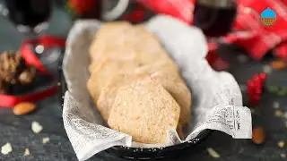 Polvorones (Spanish Christmas Cookies)