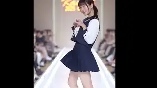 女子学生の制服ファッションショー【動画集】