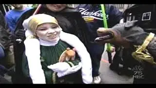 Triumph The Insult Comic Dog - Star Wars Episode II: Attack Of The Clones Premiere (Part Two - 2002)
