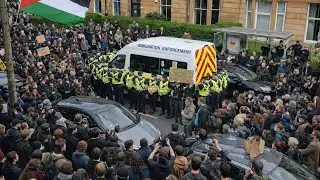 Immigration van stopped in Glasgow during Deportation 