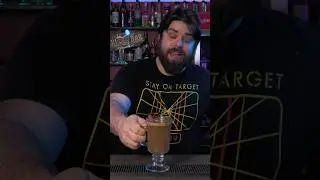 How to Make a MAPLE Hot Buttered Rum cocktail #hotbutteredrum #rum #cocktail