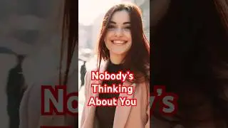 Nobody&rsquo;s Thinking About You #spotlighteffect #neuroscience #brainhacks #psychology  #motivation