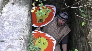 Agor y Llyfr - Daniel a'r Llewod