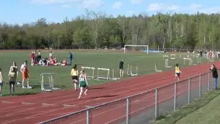 Vanessa running track