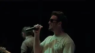 Funkypulli - Funkyness [En Vivo]