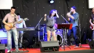 Stumblin'In Zece Band