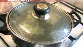 Zupa pomidorowo-śmietanowa na żeberkach :: Skutecznie.Tv