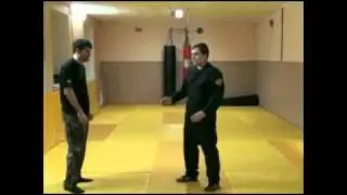 Как поставить прямой удар: учебное видео