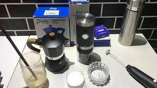 Make coffee #coffee #espresso #icelatte #mokapot #mokapotcoffee #drinkcoffee #starbucks 