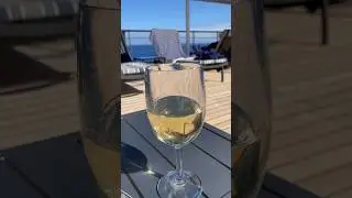 Отдых на террасе у бассейна Windstar Star Pride