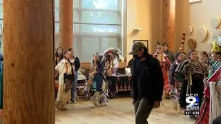 Eugene residents celebrate Indigenous Peoples' Day with powwow at University of Oregon