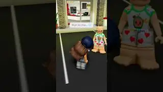 Run to me 🎶  #roblox #robloxshorts