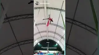 ⭐🌟#acrobatica #danzaaerea #aerea #shorts #youtubeshorts