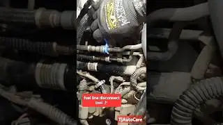 fuel line disconnect tool 🔧#car #tools #mechanic #engine #tips #tutorial  TjAutoCare #shorts