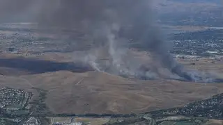 Dublin, San Ramon fire burning close to homes grows to 40 acres -- LIVE