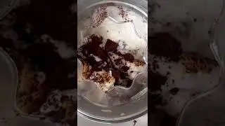 CUISINART Ice Cream and Frozen Yogurt Maker