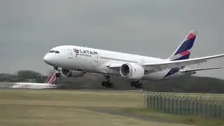 LATAM (Boeing 787-8) Amazing #landing #shorts