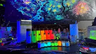 Glow in the Dark and UV painting - Introduction to our Starter Kits ! 