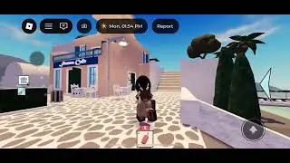 Playing Berey Avenue with my friends ✨💗🎀