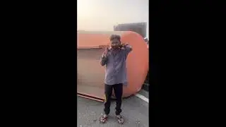 Hello ha malik vo thoda sa galti ho gyi truck driver and malik trending phone call meme template