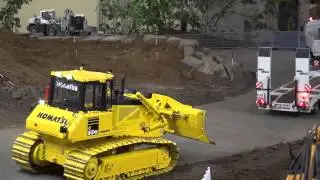 RC Dozer Komatsu D65 PX getting to job site