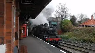 two steam loco's with dining cars