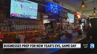 Grand Rapids bars, police get ready for Saturday crowds