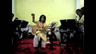SINGER MINTU MUKHERJEE & HIS UNIQUE BAND A LIVE SUPERHIT SHOW *AAJ EII DINTAKE*