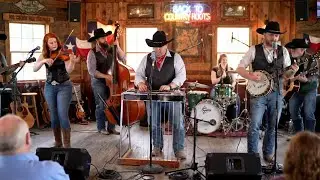 Simple, Sweet & Free &ndash; Country Guitar Classics for Gentle Sleep at the Open Fields Night