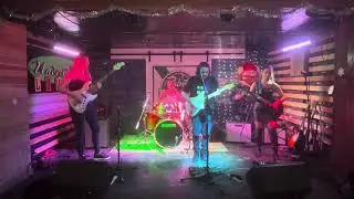 Odd Man Out cover of &ldquo;Salad&rdquo; by Blondshell (live at Underground Lounge 12/12/25)