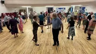 Neidpath Castle - Scottish Country Dance