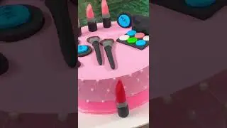 How to Make makeup kit cake.#chefuk03