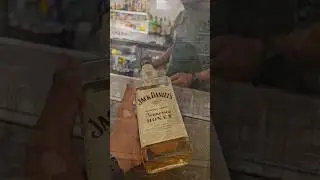 Jack Daniel HONEY 🍯 #jackdaniels #whiskey #whisky #jualmiras #jualjackdaniels