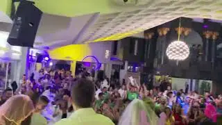 Cena Spettacolo e tanta musica in Villa ReNoir